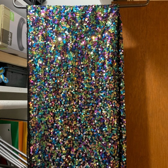 Betsey Johnson Accessories - Confetti sequin wrap